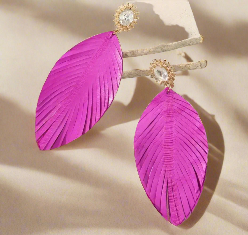 Aura - Desiree W.A.R Store