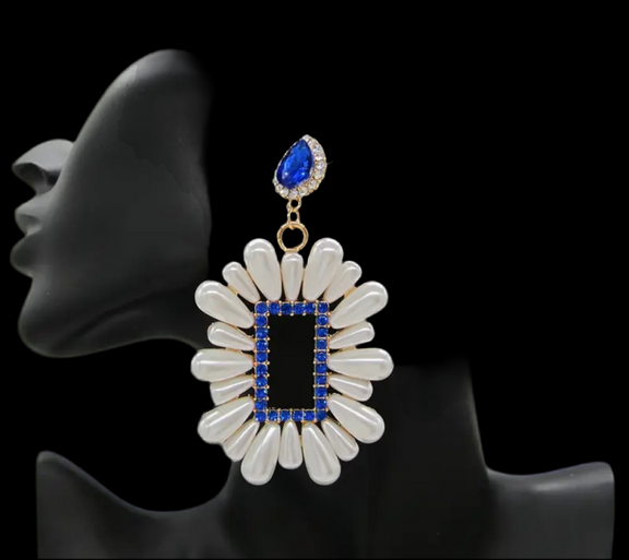 Petra - Desiree W.A.R Store