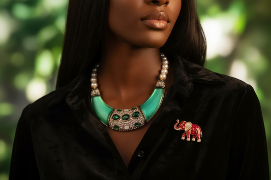 Opulence Pearl Arc Necklace - Desiree W.A.R Store