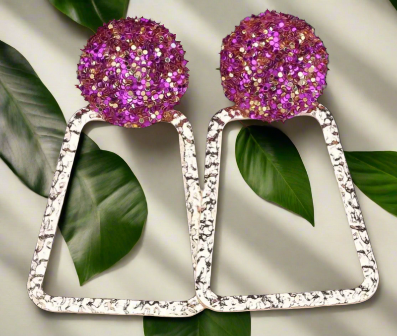 Reina - Desiree W.A.R Store