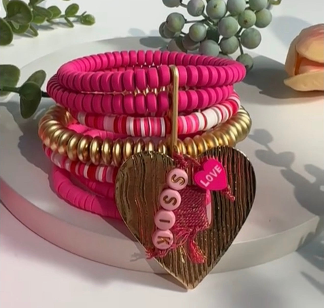Kiss me - Desiree W.A.R Store