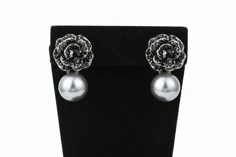 The Mahiya Grey Pearl Triple-Strand Necklace - Desiree W.A.R Store